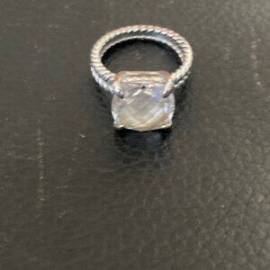 Ladies Fashion Ring Size 6